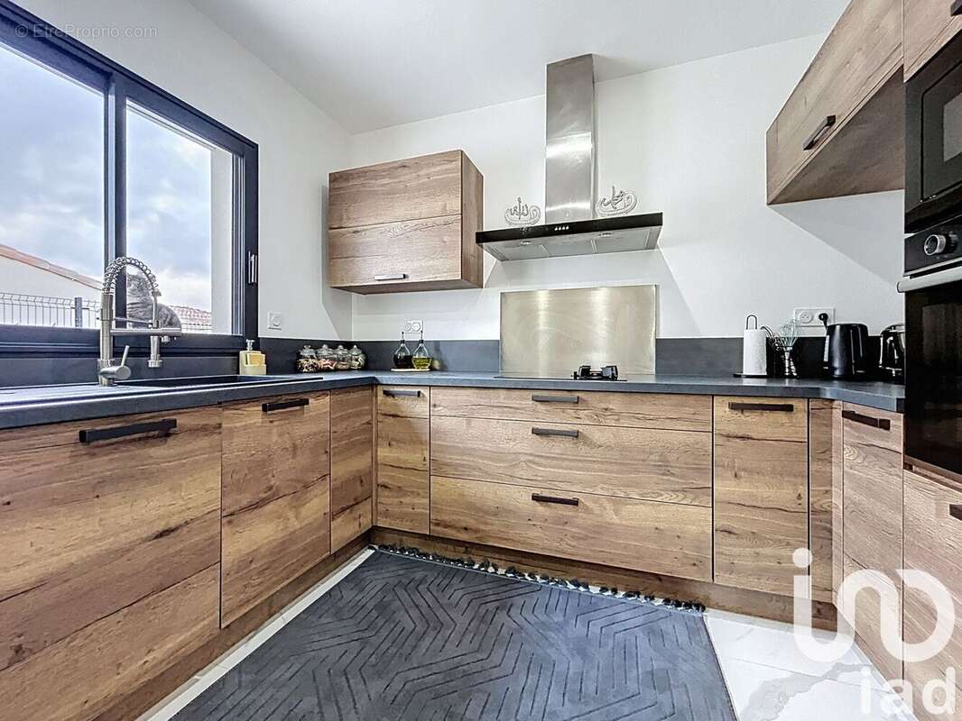 Photo 2 - Maison à CORNEILHAN