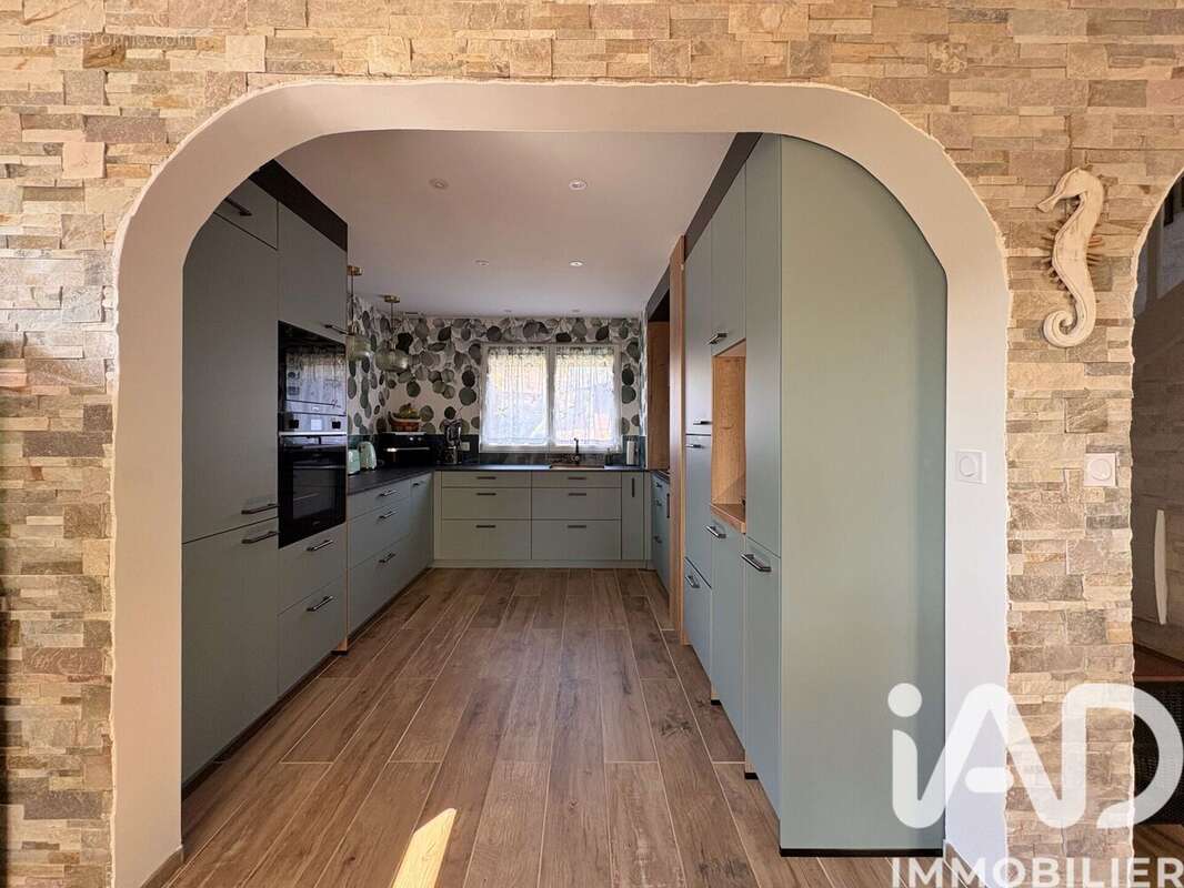 Maison 117 m² à Sainte-Helene  - photo 2