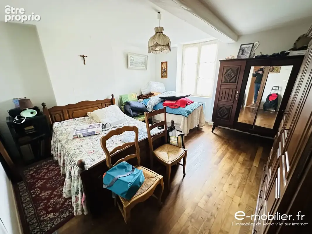 Appartement 250 m² à La Clayette  - photo 8