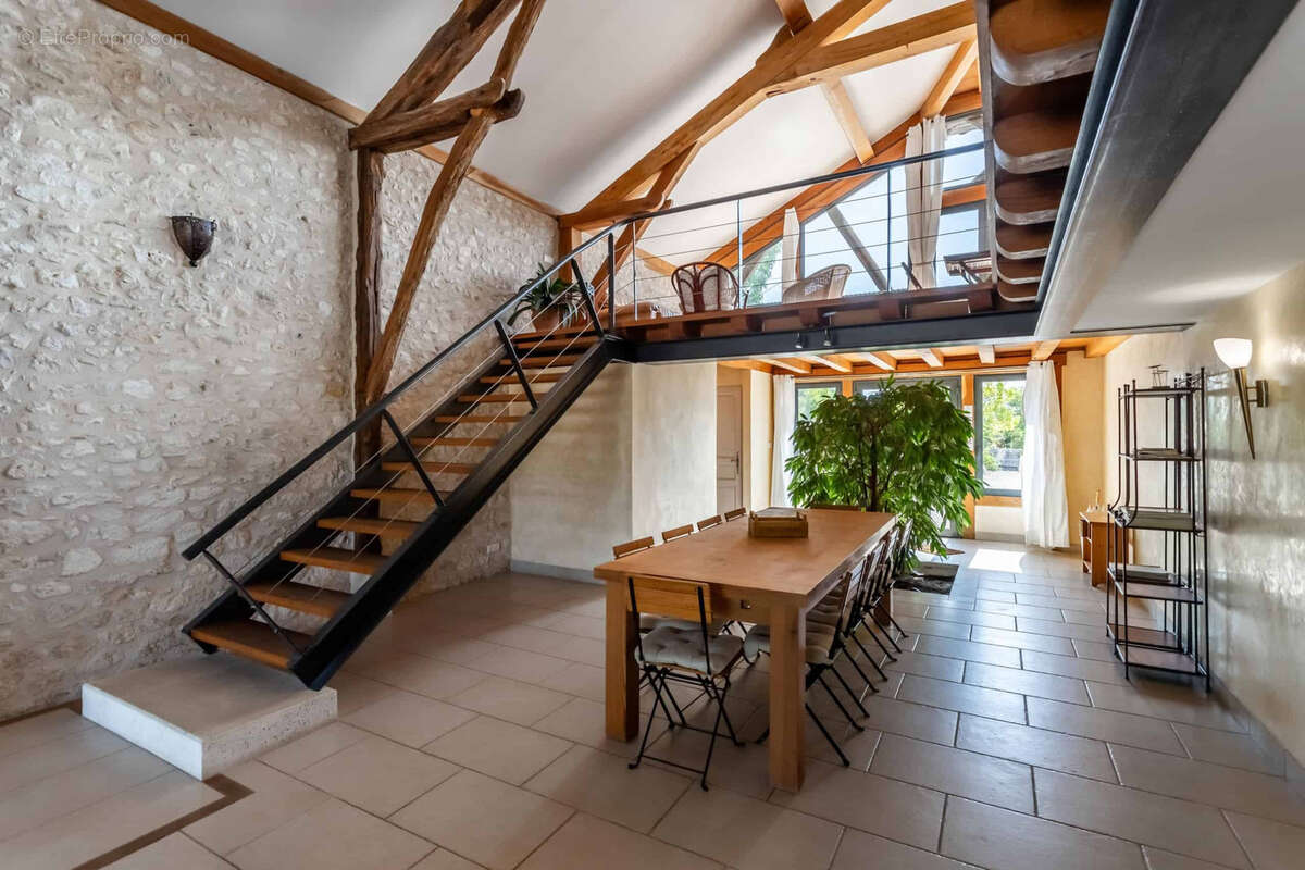 Maison à LAUZERTE