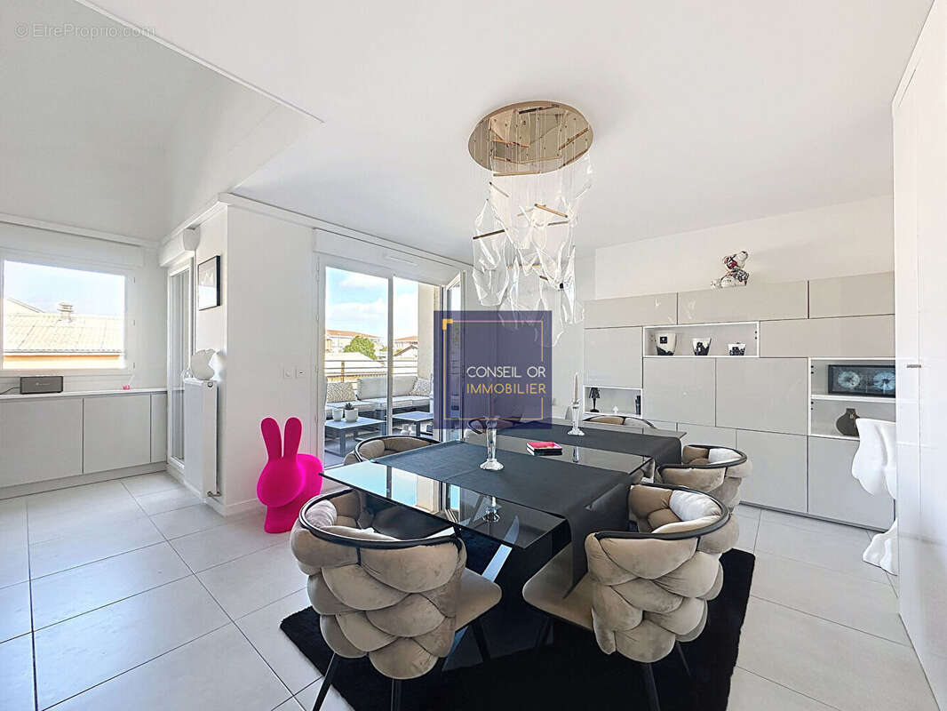 Appartement à CHAPONOST