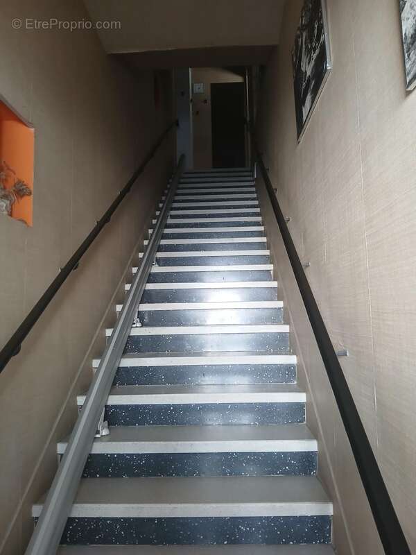 Béziers Champs de Mars – Maison de ville 125 m² avec patio, terrasse et grand garage - photo 15