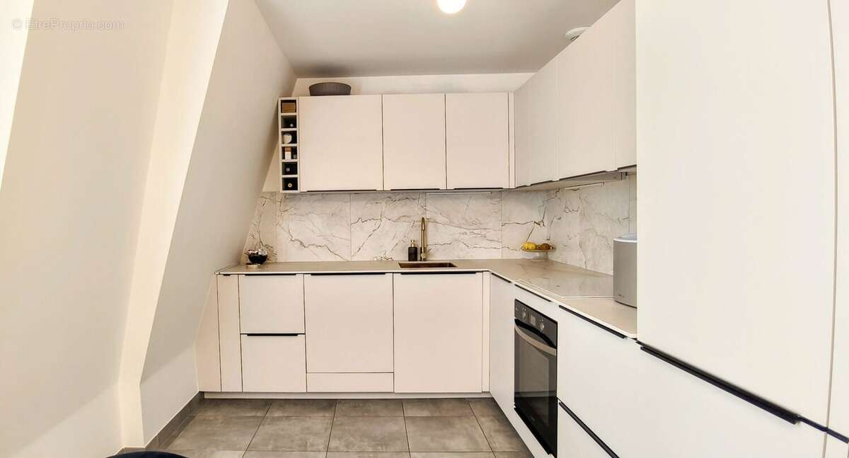 Appartement à EMERAINVILLE