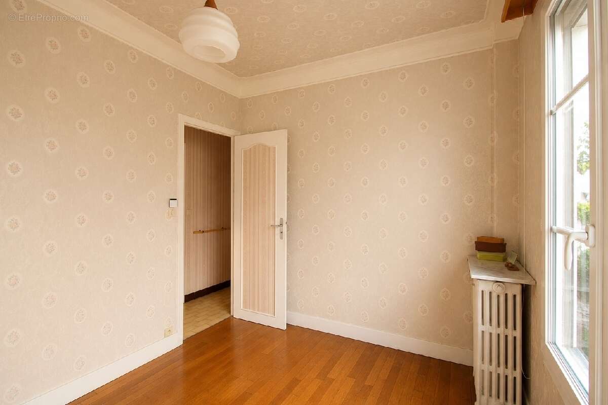 Maison 97 m² à Yerres  - photo 3