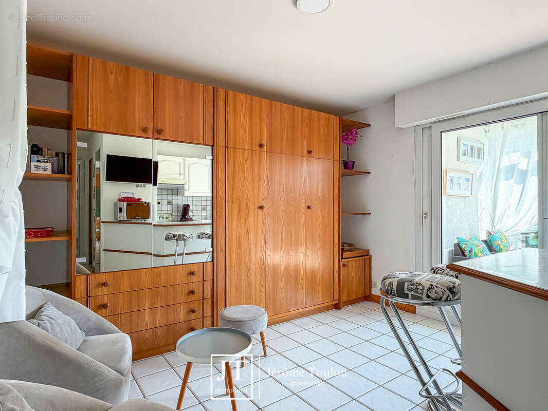 Appartement à VAUX-SUR-MER