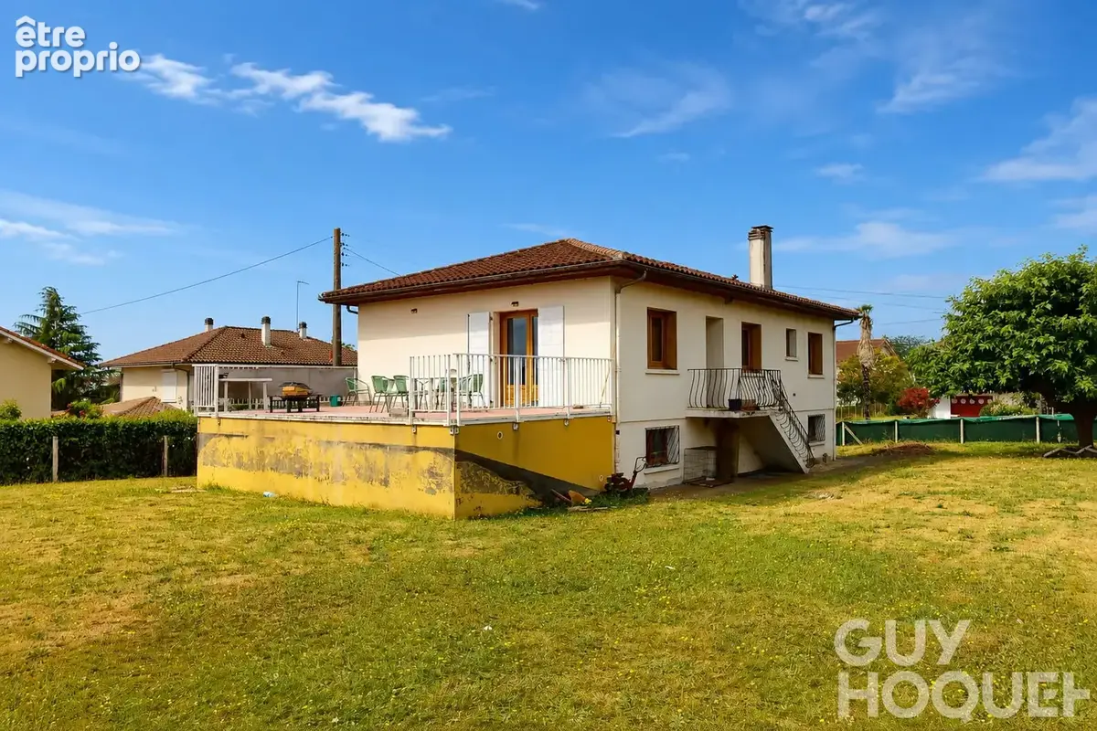 Grande maison familiale de 144 m² au centre-ville d'Hagetmau - photo 8