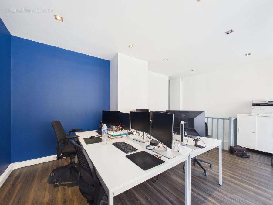 Commerce 66 m² à Paris-17e  - photo 29