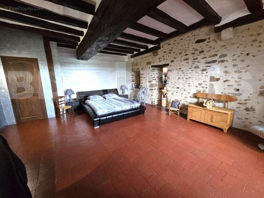 20251122_152951 - Maison à LOUPLANDE