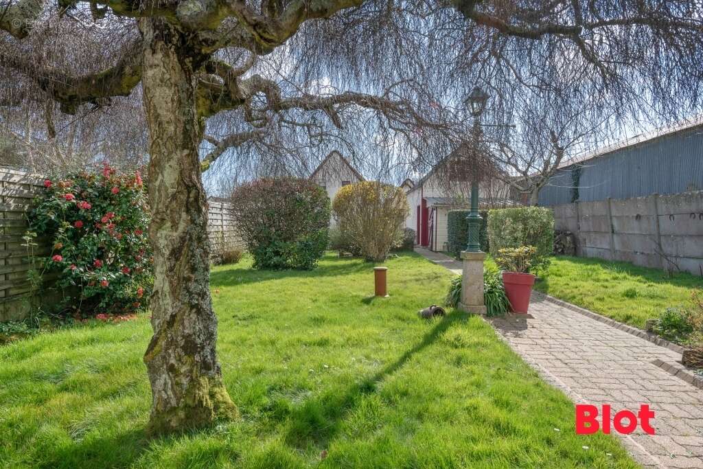 Maison à SAINT-LYPHARD