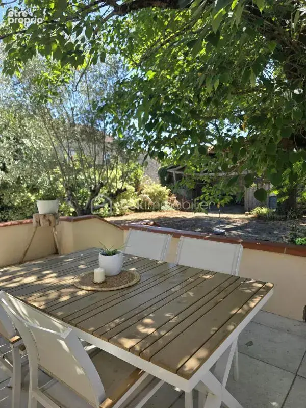 Maison de village en pierre - 4 chambres- 145 m²- jardin- grange - photo 8
