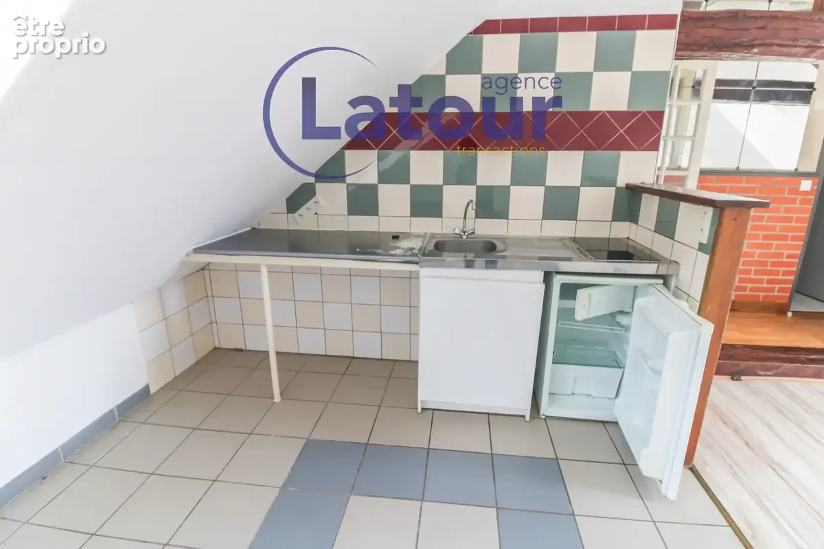 En centre-ville d'ivry-la-bataille - photo 4