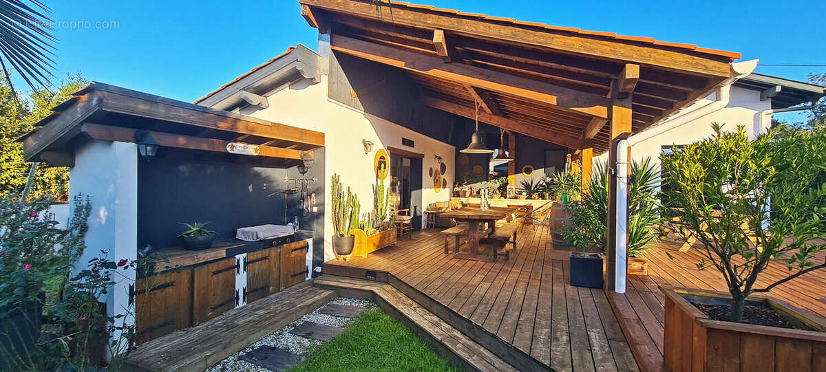 Photo 3 - Maison à URT