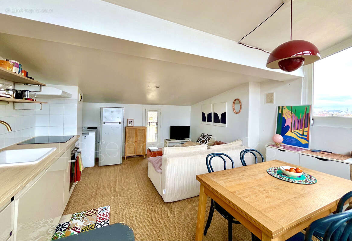 Appartement à BORDEAUX