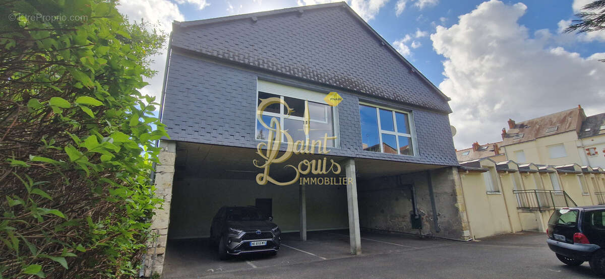 Duplex de 75.99 m2 type 3 avec cellier et 2 parkings couverts - photo 2