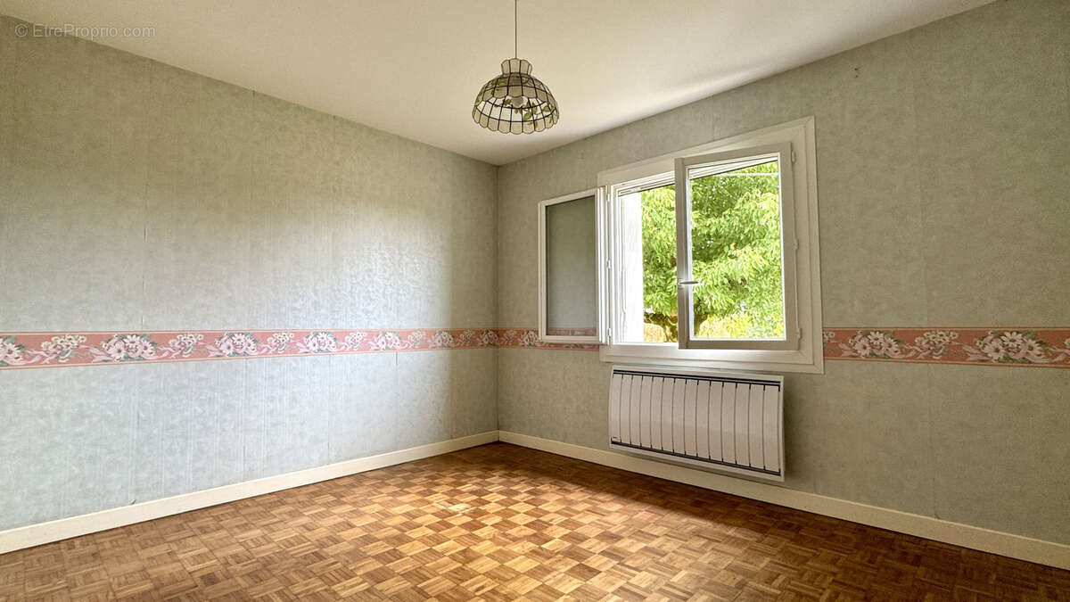 Maison à GONTAUD-DE-NOGARET