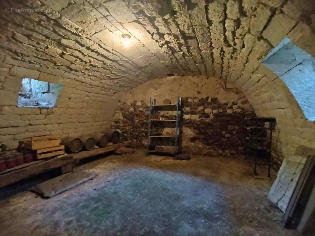 Maison à MONTHOIRON