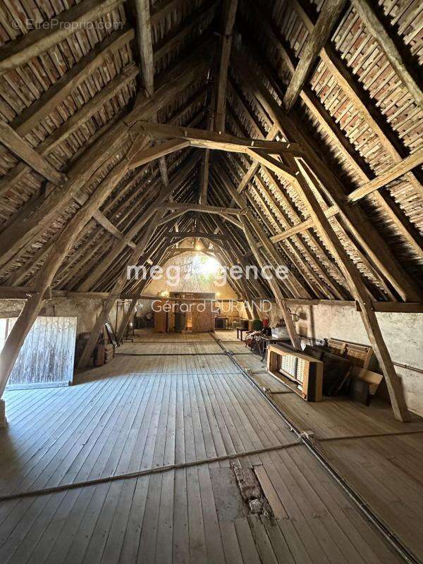 Appartement à ANGLES-SUR-L'ANGLIN