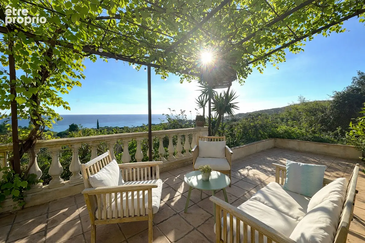 Sous compromis - villa de charme de 160m² avec vue mer 4 chambres aux issambres - photo 3
