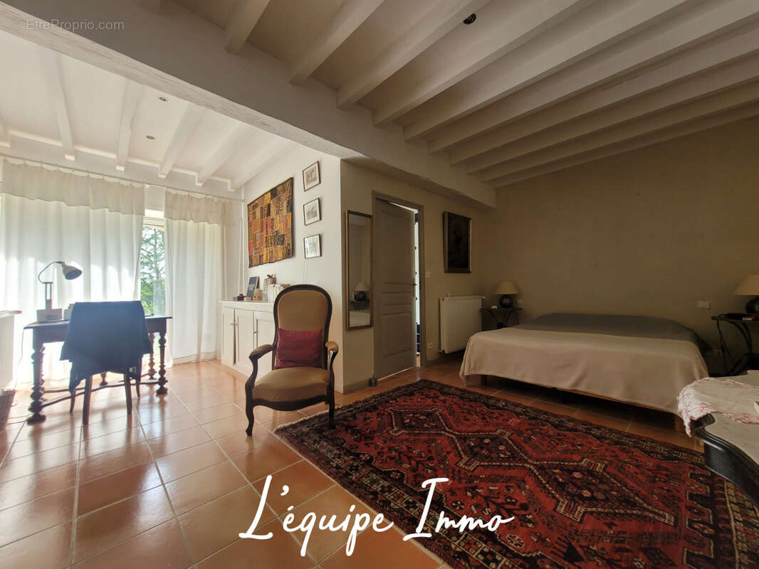 Maison à MAUVEZIN