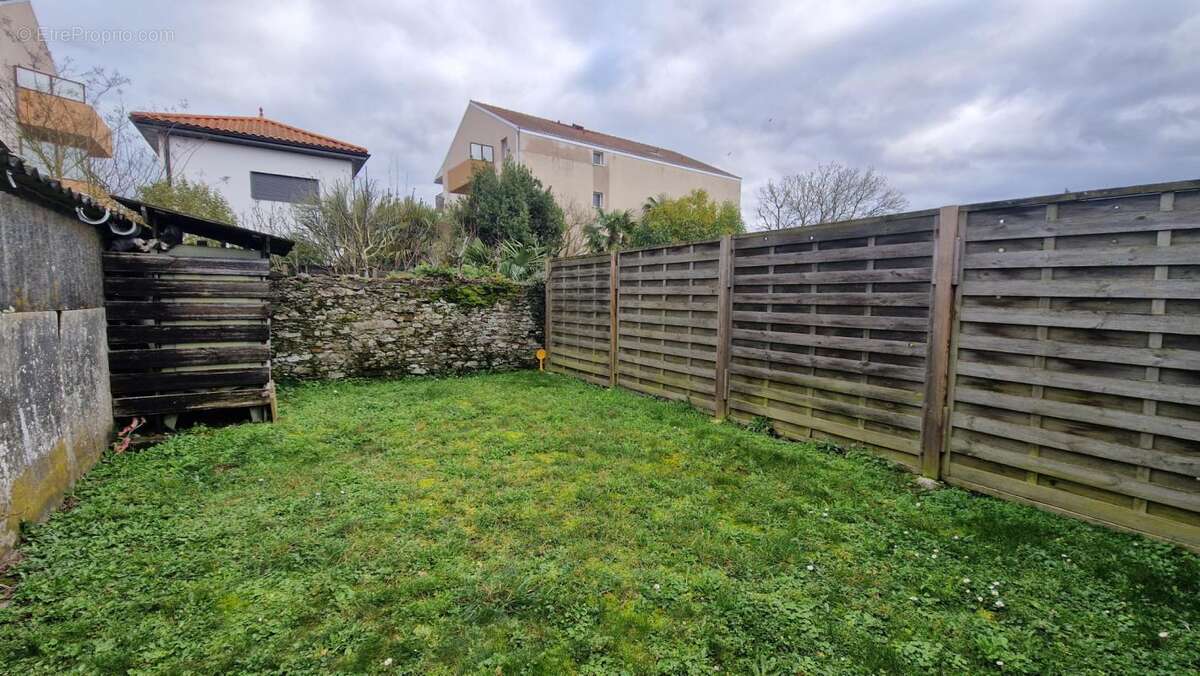 Maison à SAINT-JULIEN-DE-CONCELLES