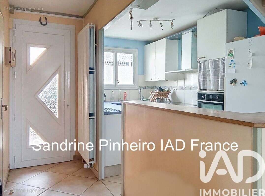 Photo 2 - Maison à BURES-SUR-YVETTE