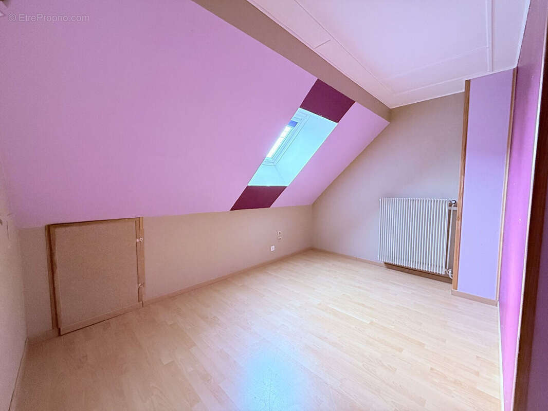 Maison  5 pièce(s)  127 m2 sur un terrains de  27 ares - photo 11