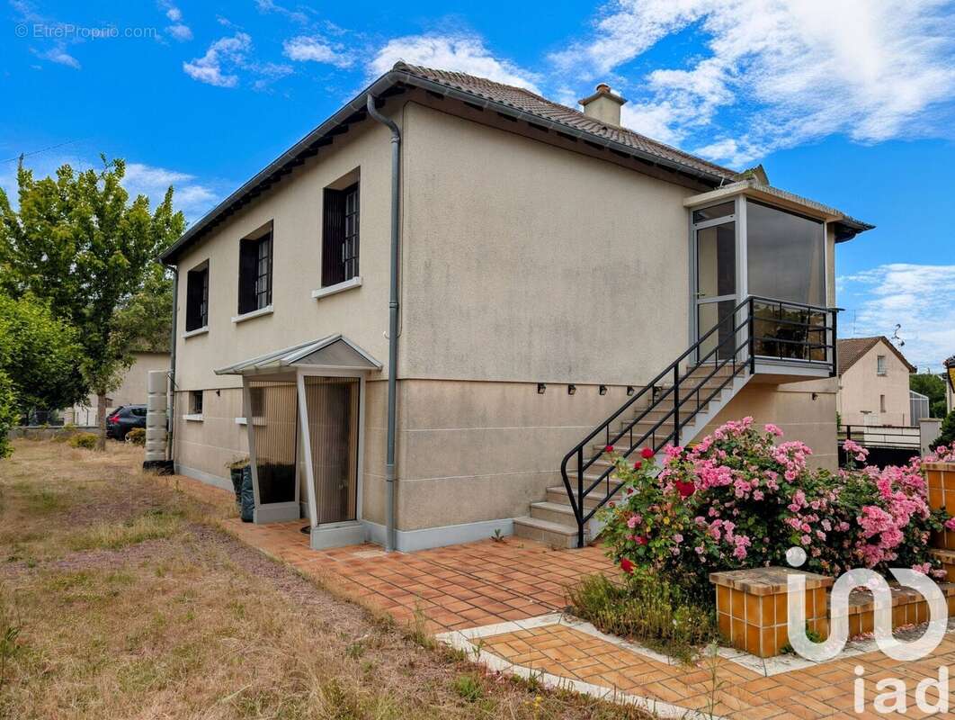 Photo 2 - Maison à CIVAUX