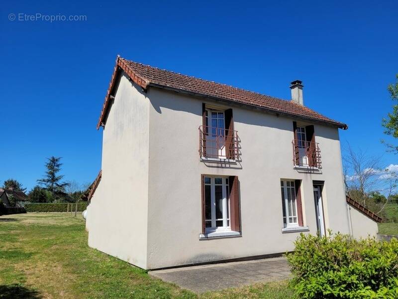Maison à VALIGNY