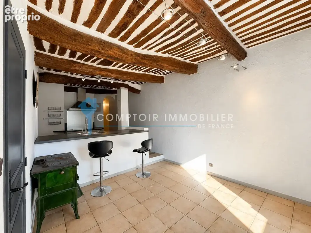 Alleins   coup de cœur ! authentique maison de village de 187 m2   charme, volumes & caractère - photo 2