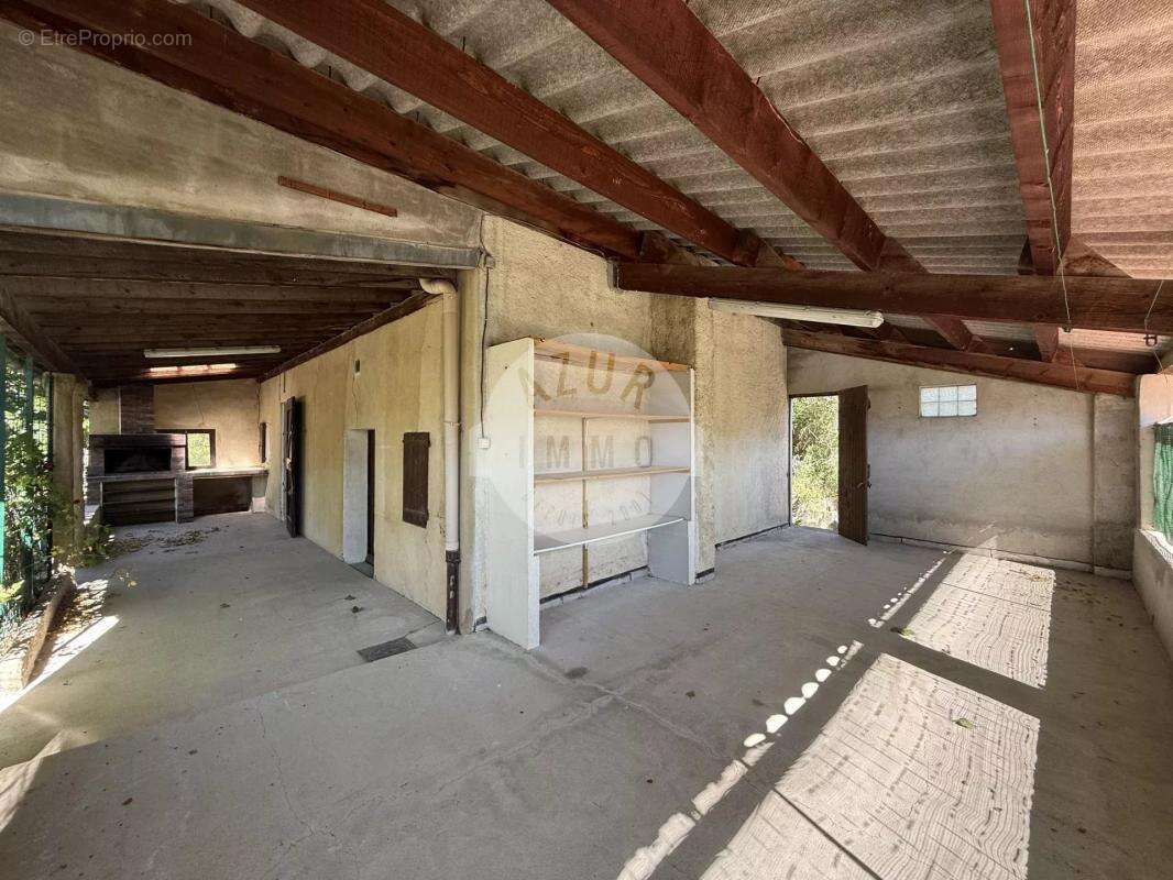 Maison T5 113 m² : T3 + T2 sur 800m2 de terrain - photo 8
