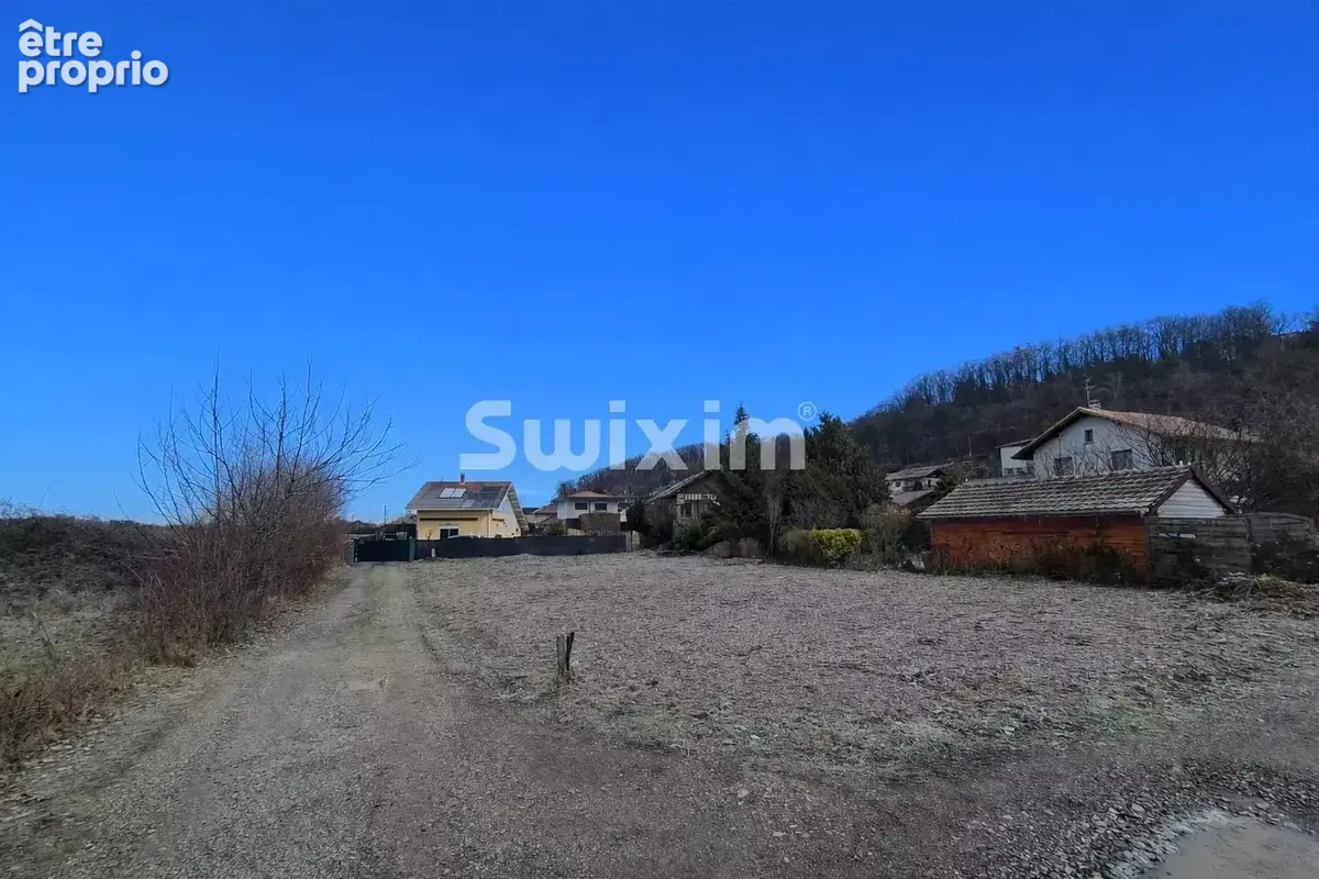 Photo Terrain à Allinges au prix de 250 000€