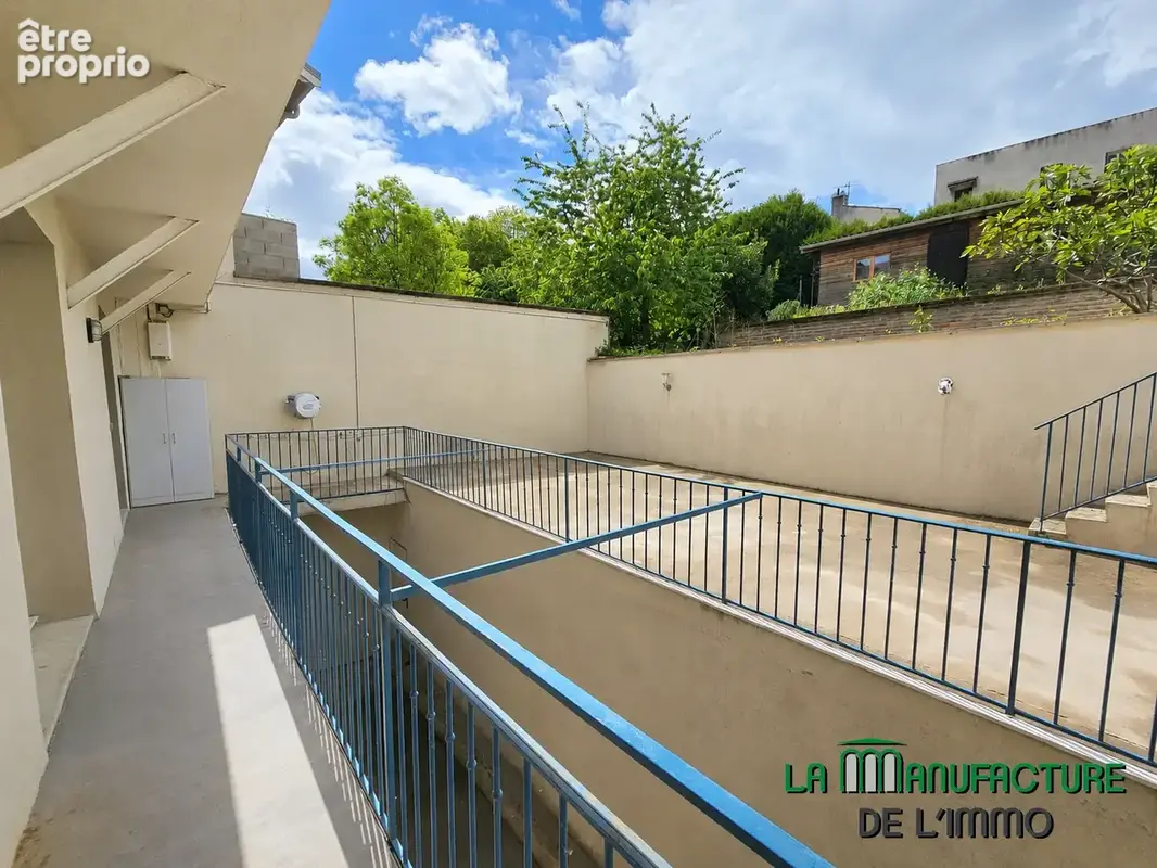 T4 de 122 m2 avec jardin privatif et dependance - photo 8