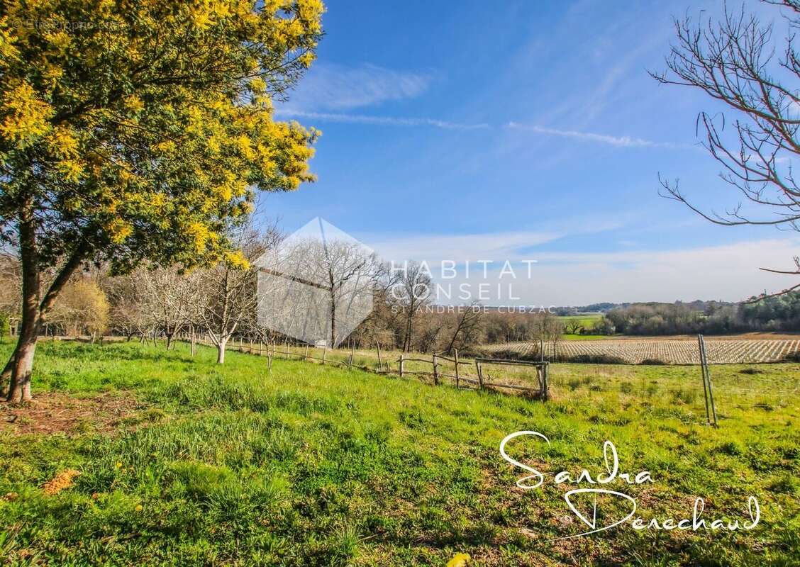 Maison à MONTLIEU-LA-GARDE