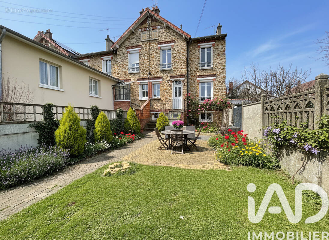 Photo 1 - Maison à VAIRES-SUR-MARNE