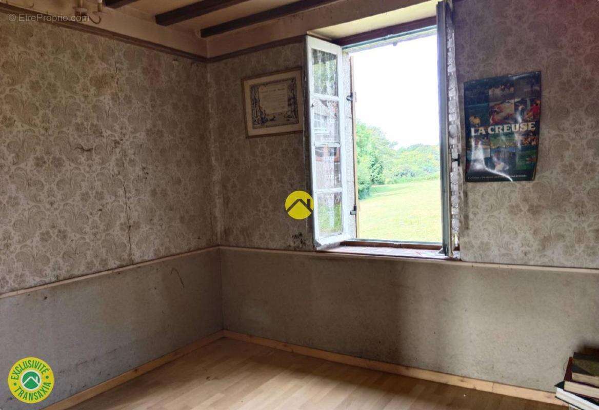 Maison + grange + dépendances - photo 7