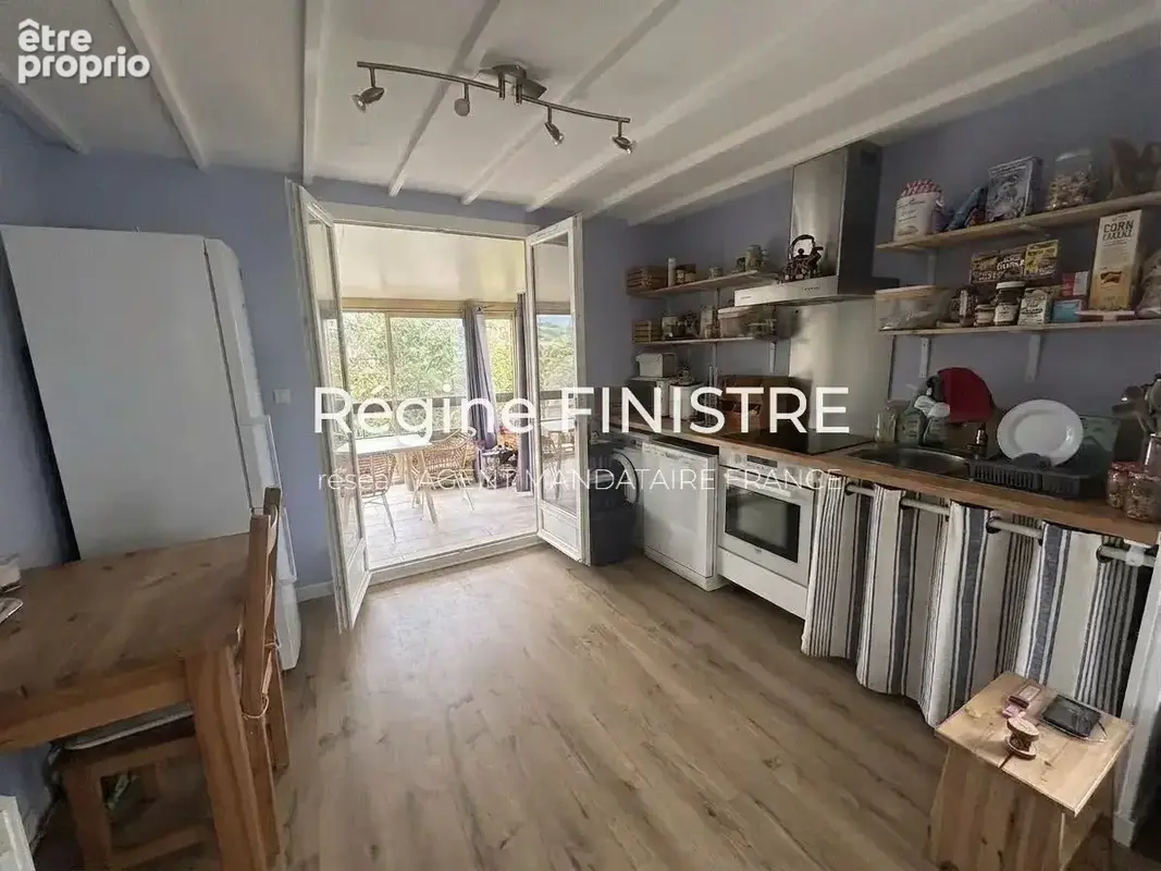 Roquebrune-sur-argens chalet t4 de 82 m² avec véranda, terrasse et cave - photo 8