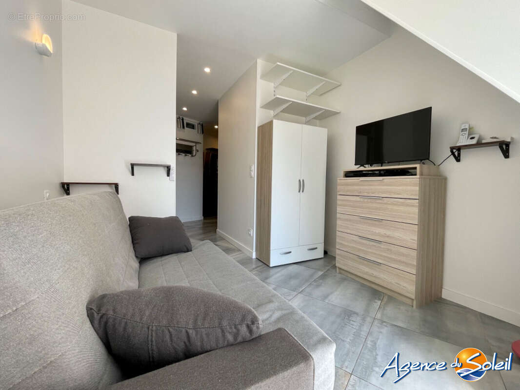 Commerce à SAINT-CYPRIEN