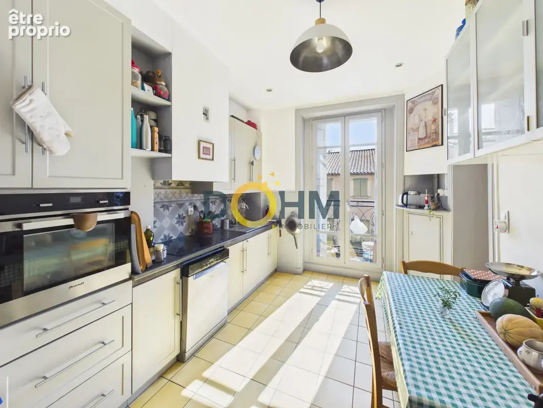 Appartement T5 bourgeois avec ascenseur - photo 3