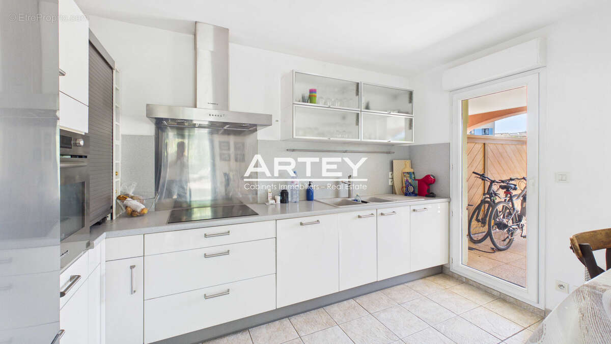Appartement à CARQUEIRANNE
