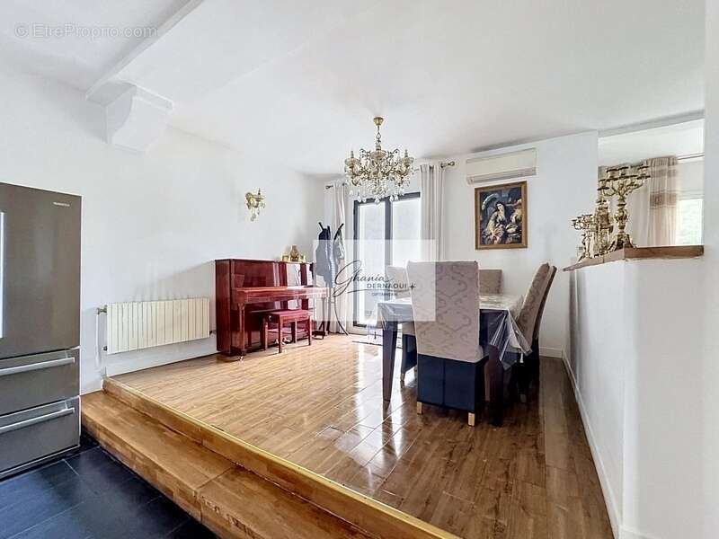 Maison à NOISY-LE-SEC
