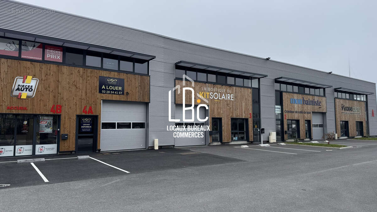 Commerce à BASSE-GOULAINE