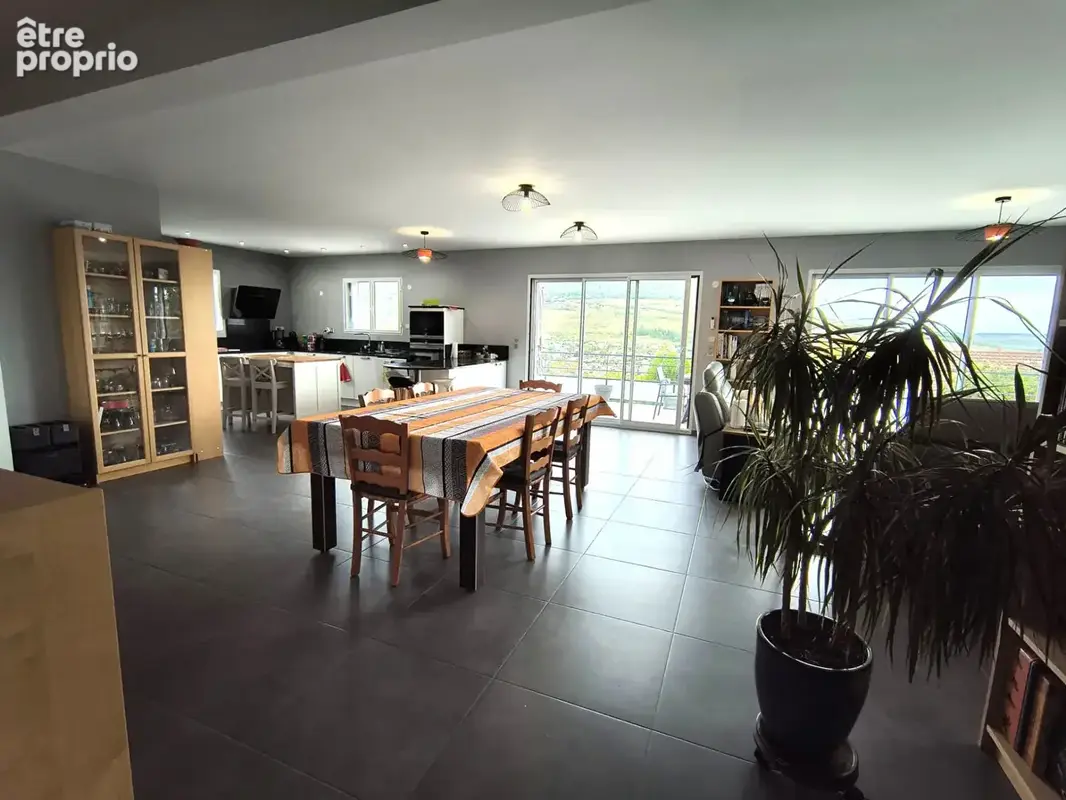 Maison Veyre Monton 6 pièce(s) 180 m2 - photo 4