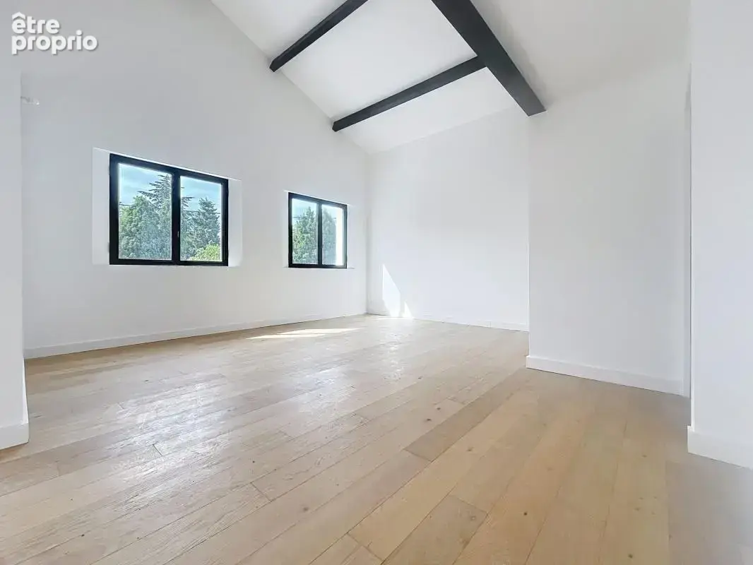 Duplex de Luxe - Prestige et Élégance au Coeur de la Ville - photo 4