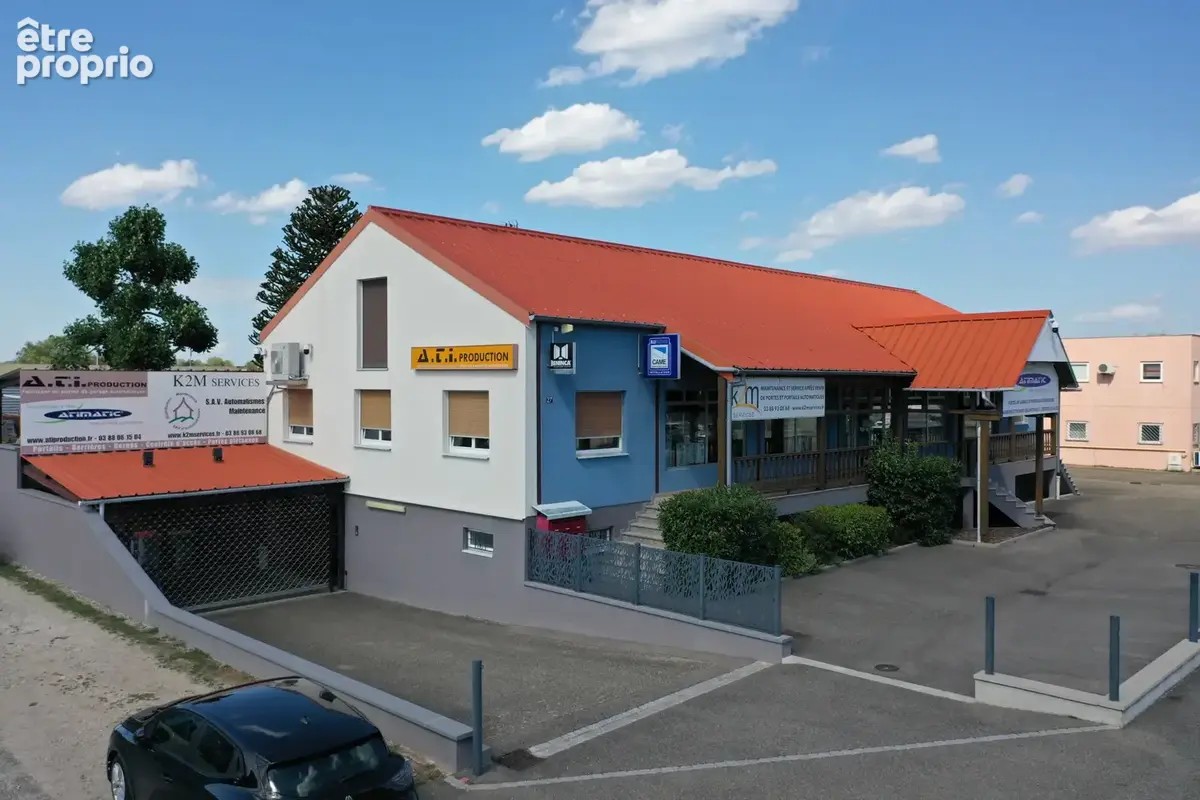 Immeuble de 1309m2 sur 21 ares - photo 9