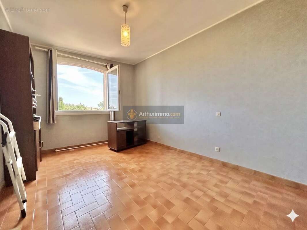 Maison à ROQUEBRUNE-SUR-ARGENS