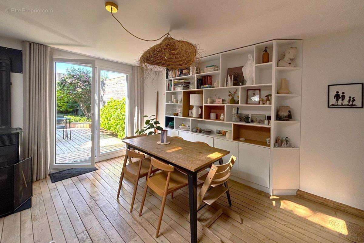 Maison à WAMBRECHIES