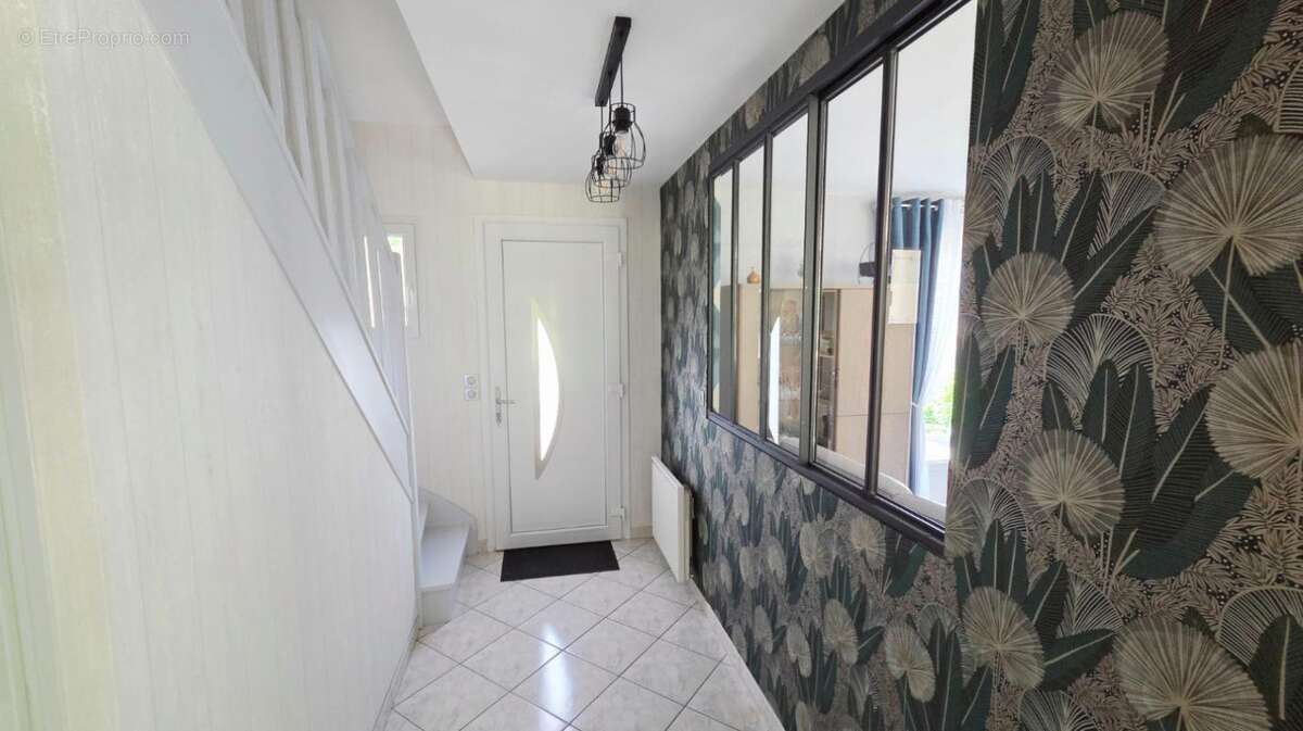 Maison 6 pièces 111 m² - photo 9