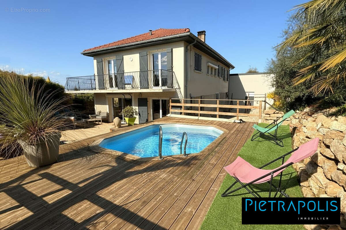 Maison à JASSANS-RIOTTIER