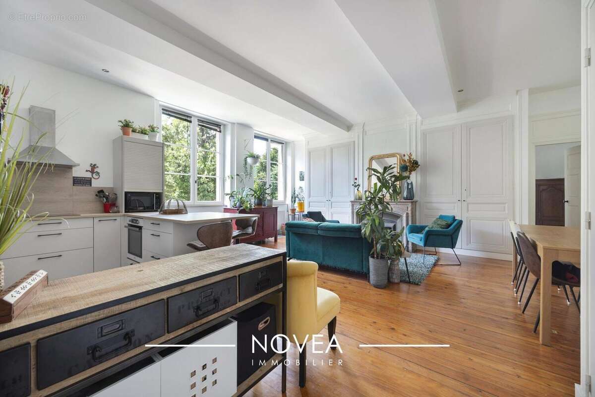 Appartement à ROCHETAILLEE-SUR-SAONE
