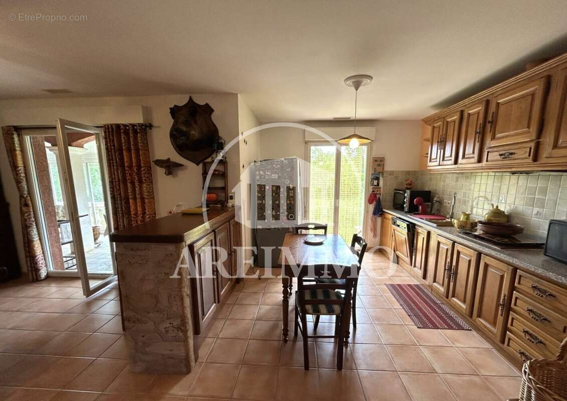 Maison 4 pièces 97 m² à vendre à Causse-De-La-Selle (34380) - photo 6